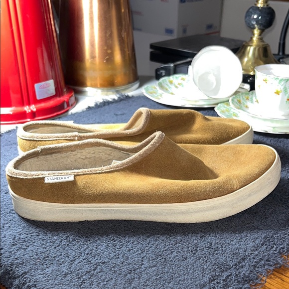 Casual Tan Suede Women's Loafers - Picture 4 of 6